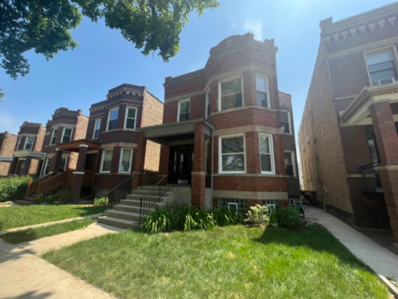 3711 N Bernard St Unit 2, Chicago, IL 60618 Room for Rent in Chicago, IL