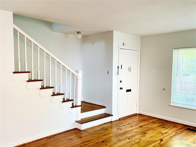Foto del edificio - 4129 Normandy Ave
