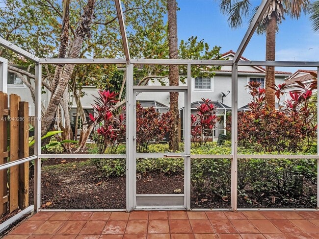 Foto del edificio - 3932 San Simeon Ln