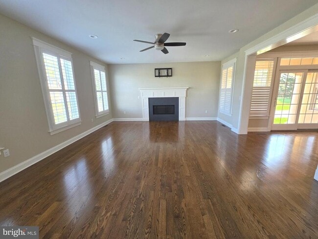 Building Photo - 94 Wolf Creek Cir