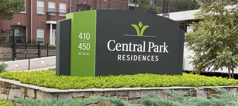 Townhouse at Central Park - 410 W 7th St