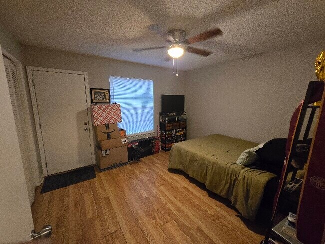214 Columbia Dr, Tallahassee, FL 32304 - House Rental in