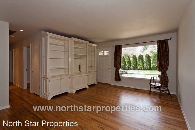 Building Photo - 3 br, 2 bath House - 757 4th Street