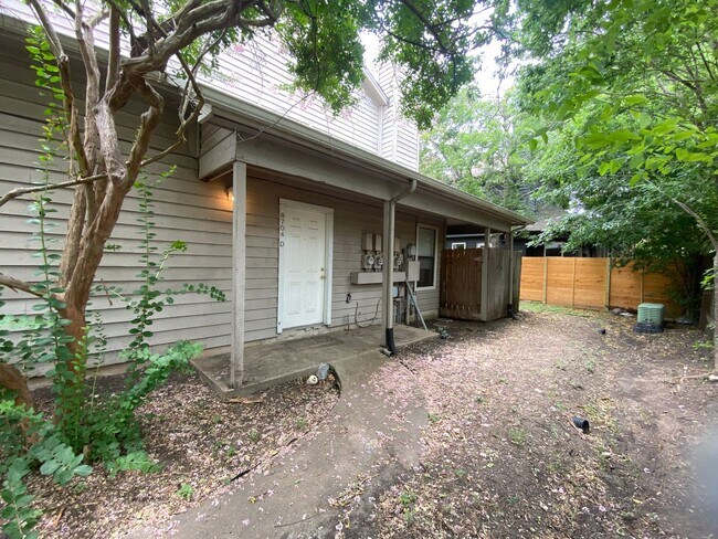 Building Photo - Great affordable two bedroom!