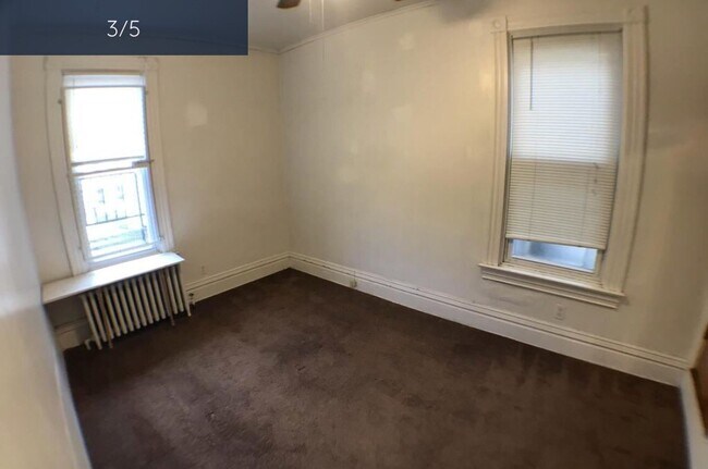 Bedroom - 5738 Howe St