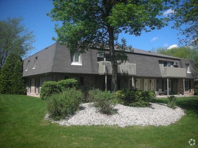 Building Photo - 10700 W Grange Ave