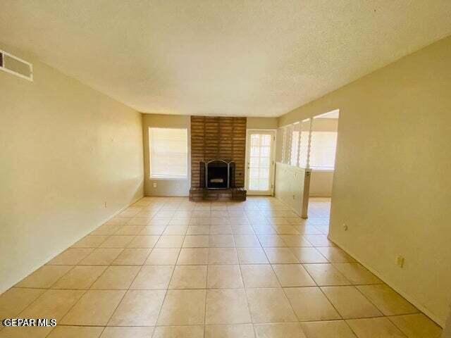 Building Photo - 2823 Anise Dr