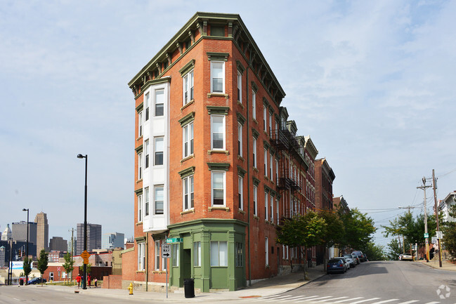 Foto del edificio - Pendleton Apartments