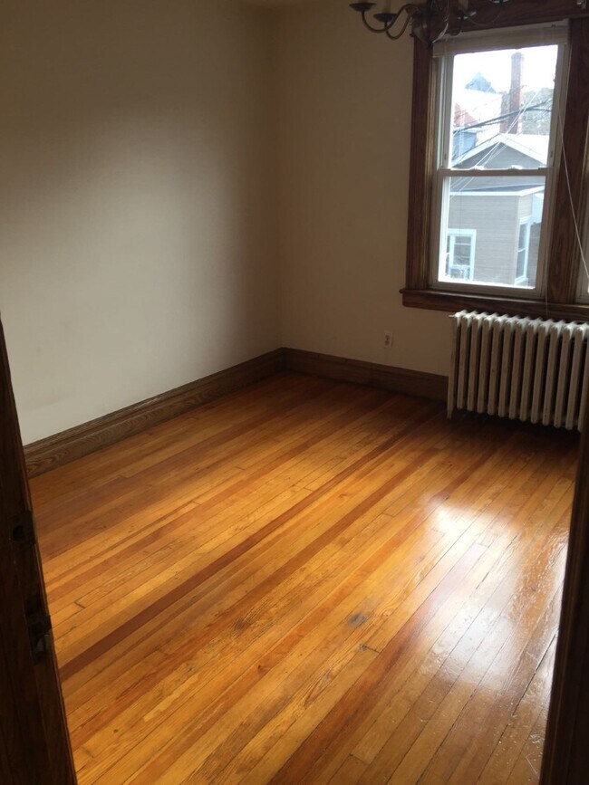 Foto del edificio - 7609 Smith Ave