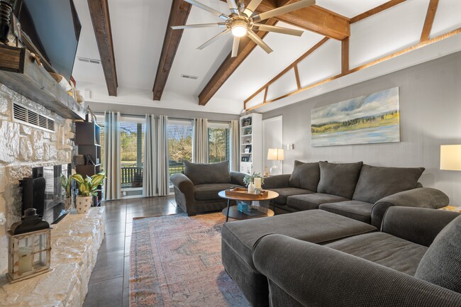 Building Photo - 158 Arlington Dr