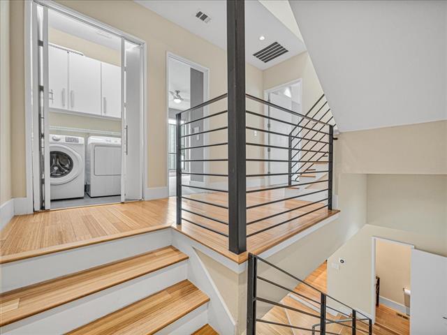 Foto del edificio - 426 Trinity River Cir