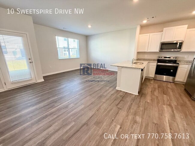 Foto del edificio - 10 Sweetspire Dr NW
