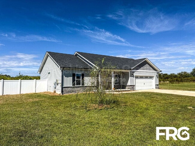 Building Photo - 106 Lamb Ct