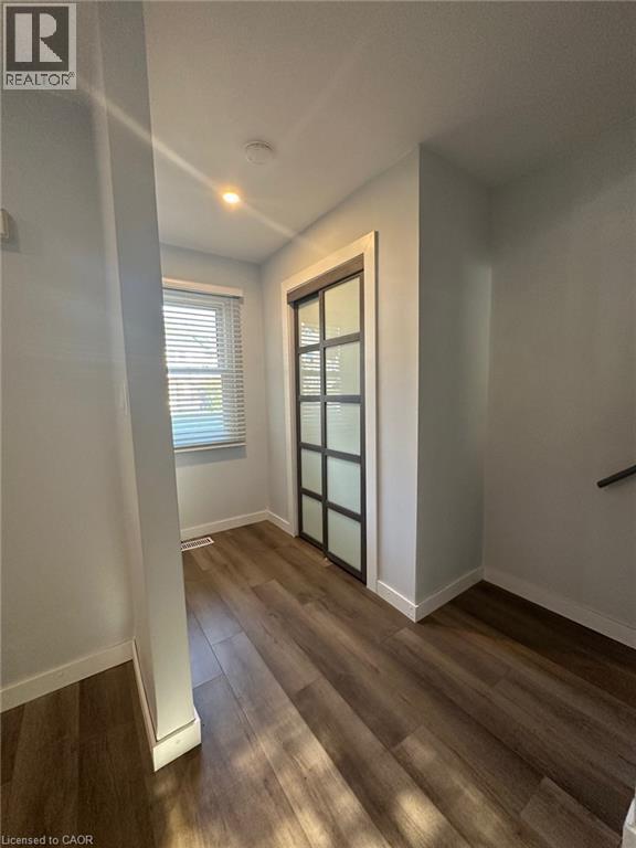 Building Photo - 440 Pioneer Dr