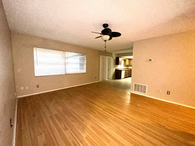 Building Photo - 8130 Rolling Log Dr