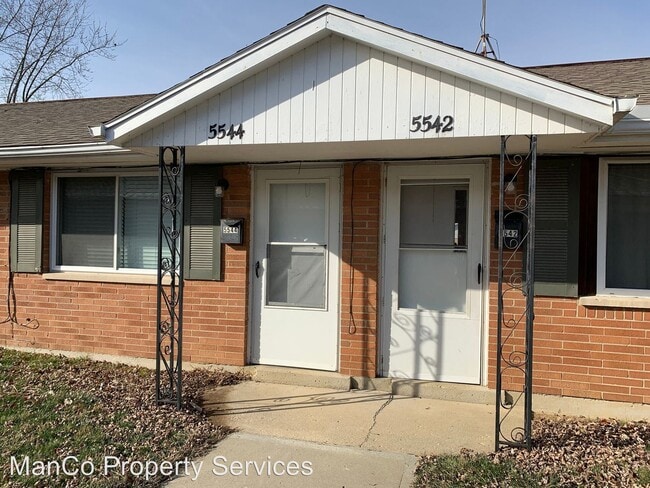 Building Photo - 5542-5548 Misty Ln