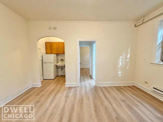 Foto del edificio - 2532 N Sawyer Ave