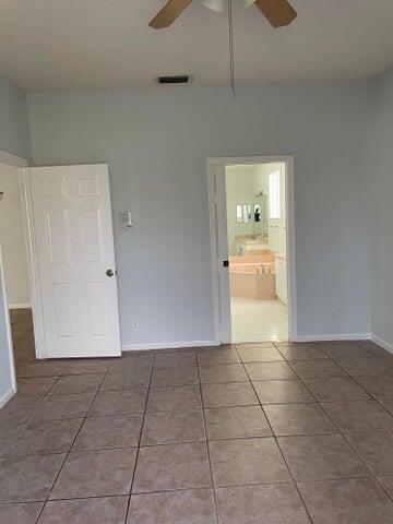 Building Photo - 12077 Pointe Cir