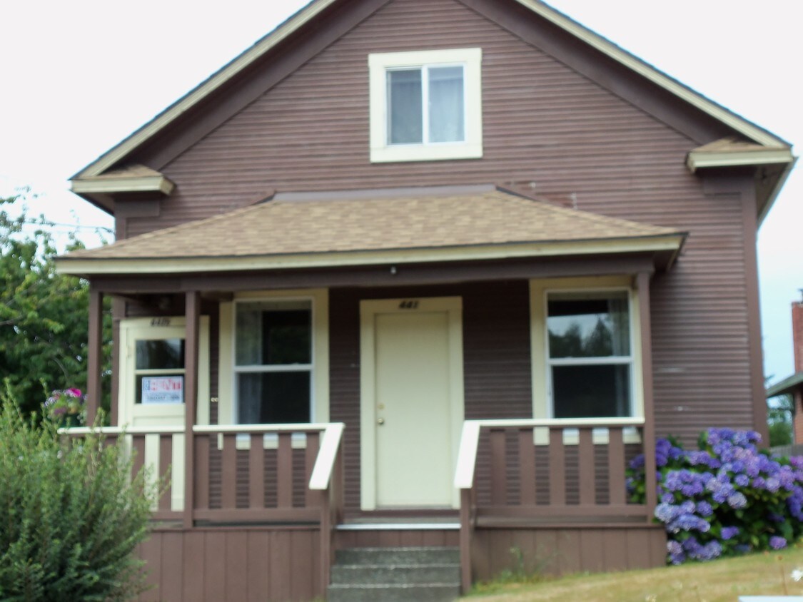 Primary Photo - 441 7th Ave