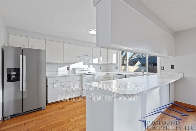 Photo - 19300 SW Hennig St House