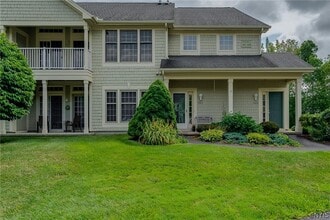 Building Photo - 2404 Pipers Ct