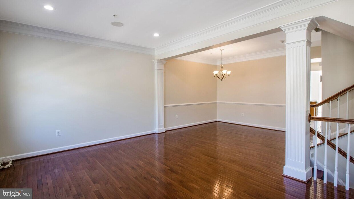 Primary Photo - 1759 Chiswick Ct