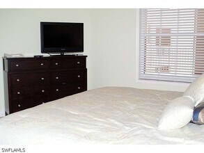 Building Photo - 451 Bayfront Pl