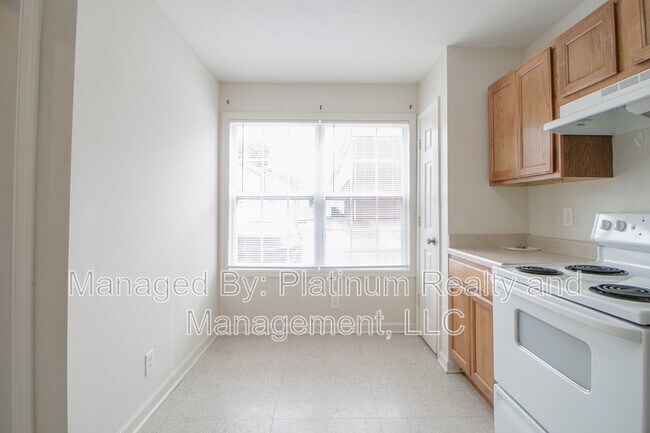 Foto del edificio - 299-A3 Raleigh Dr