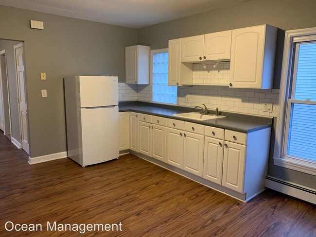 Foto del edificio - 3 br, 1 bath Apartment - 400 Greenwich Avenue