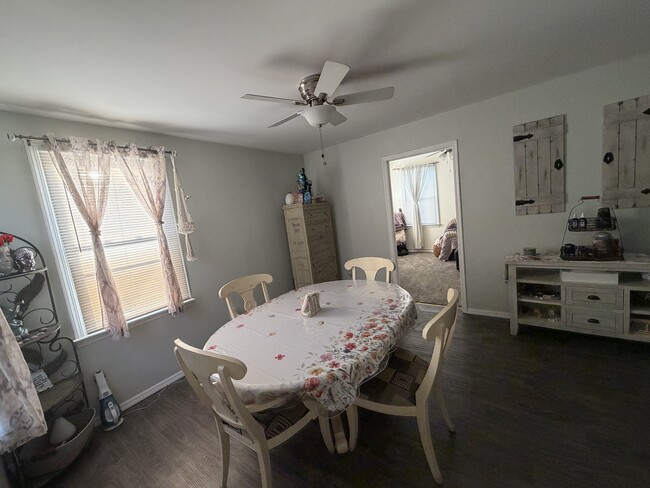 Foto del edificio - 8638 260th St