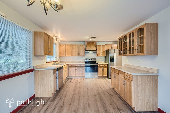 Foto del edificio - 2326 Cherokee Blvd, Puyallup, WA, 98374