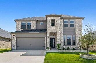 Building Photo - 2123 Pedigree Ln