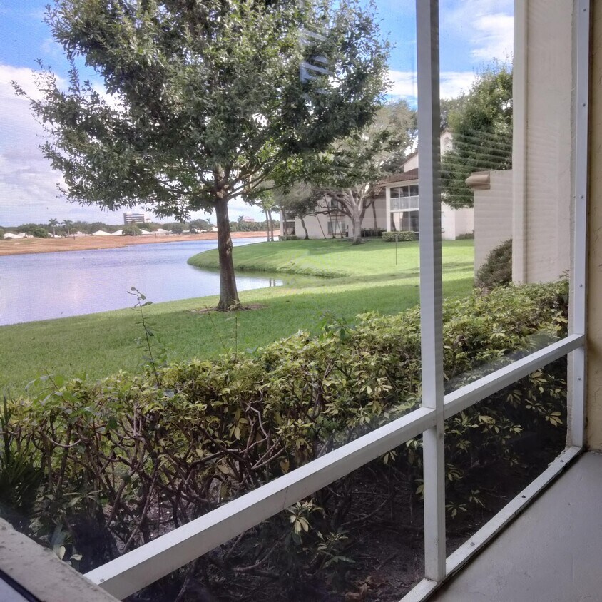 Primary Photo - 13112 Glenmoor Dr