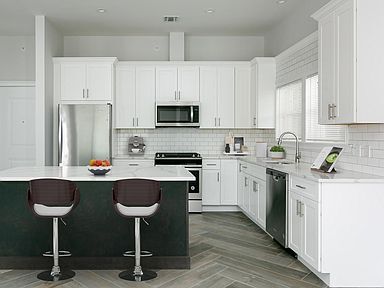 Building Photo - Gail Grace Estates at Copiague