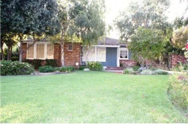 Foto del edificio - 6553 N Ruthlee Ave