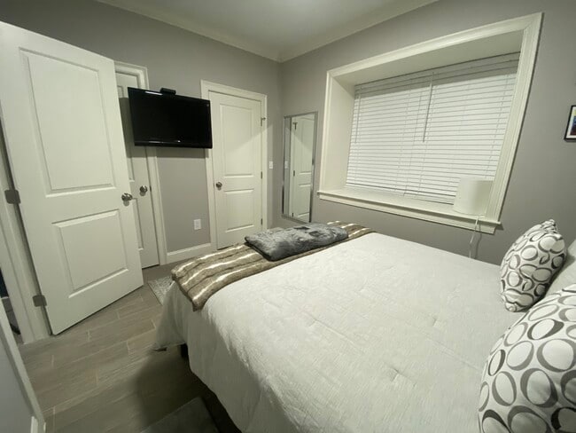 Building Photo - 120 Tremont St