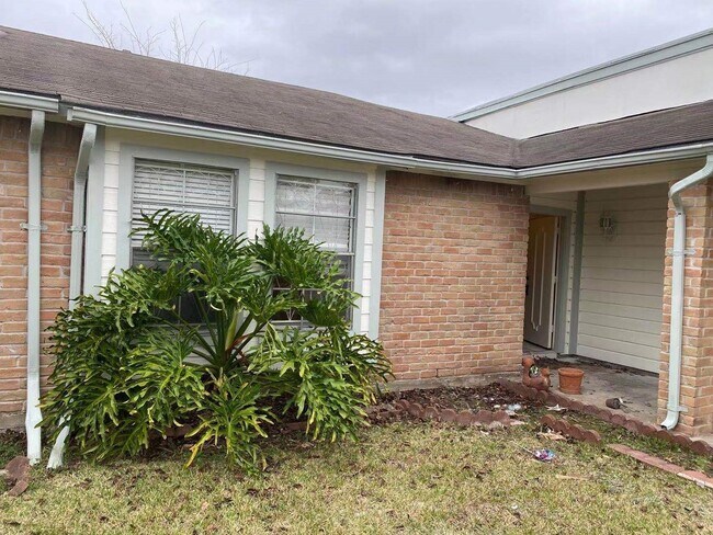 Foto del edificio - 6806 Caddo Lake Ln