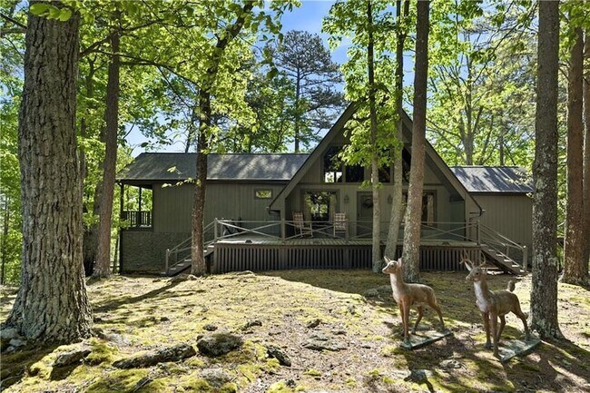Foto del edificio - 114 Cherokee Dr S
