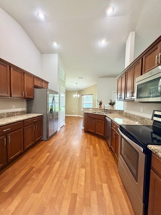 Foto del edificio - Beautiful 4/2 Home in Leesburg