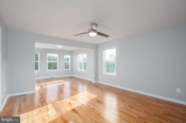 Foto del edificio - 19 Finial Way