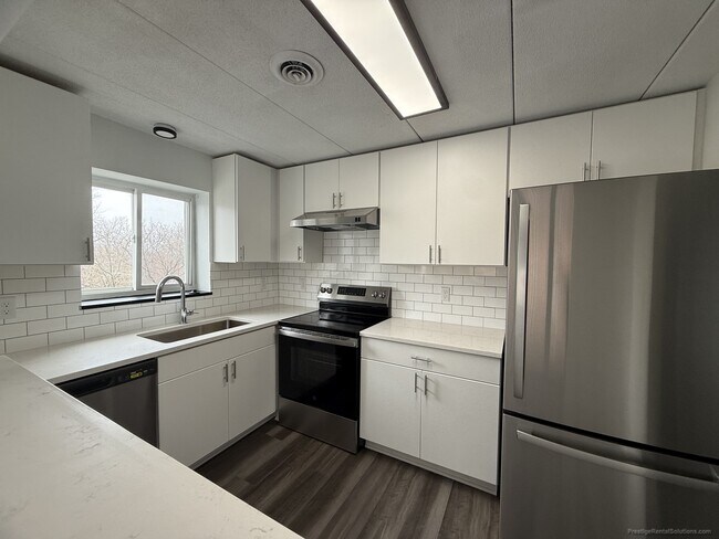 Foto del edificio - 21 Hill Rd