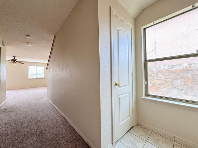 Building Photo - East El Paso 4bed/2.5Bath Refrig A/C w/Loft!