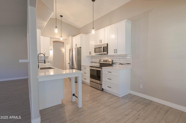 Building Photo - 1022 N Bogle Ave