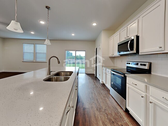 Building Photo - 12312 Paperbark Place