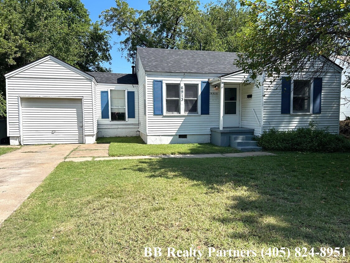 Foto principal - 6913 E 5th St