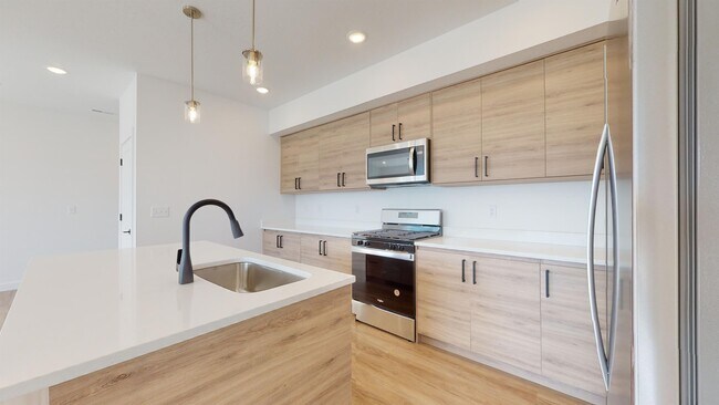 Foto del edificio - 1294 S Sawmill Blvd