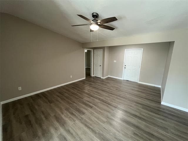 Building Photo - 9726 Glengreen Dr