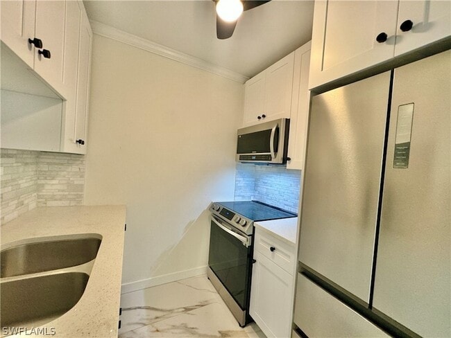 Building Photo - 473 12th Ave S