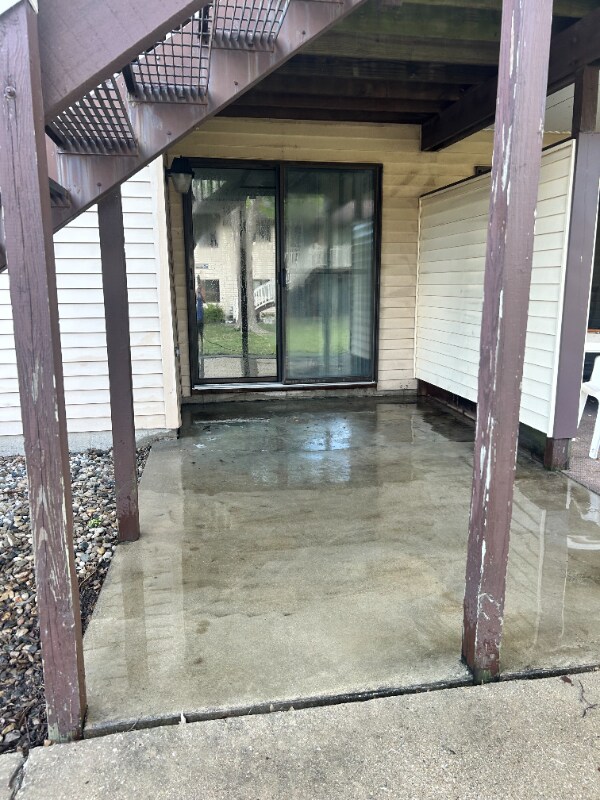 Building Photo - 1710 Willow View Rd