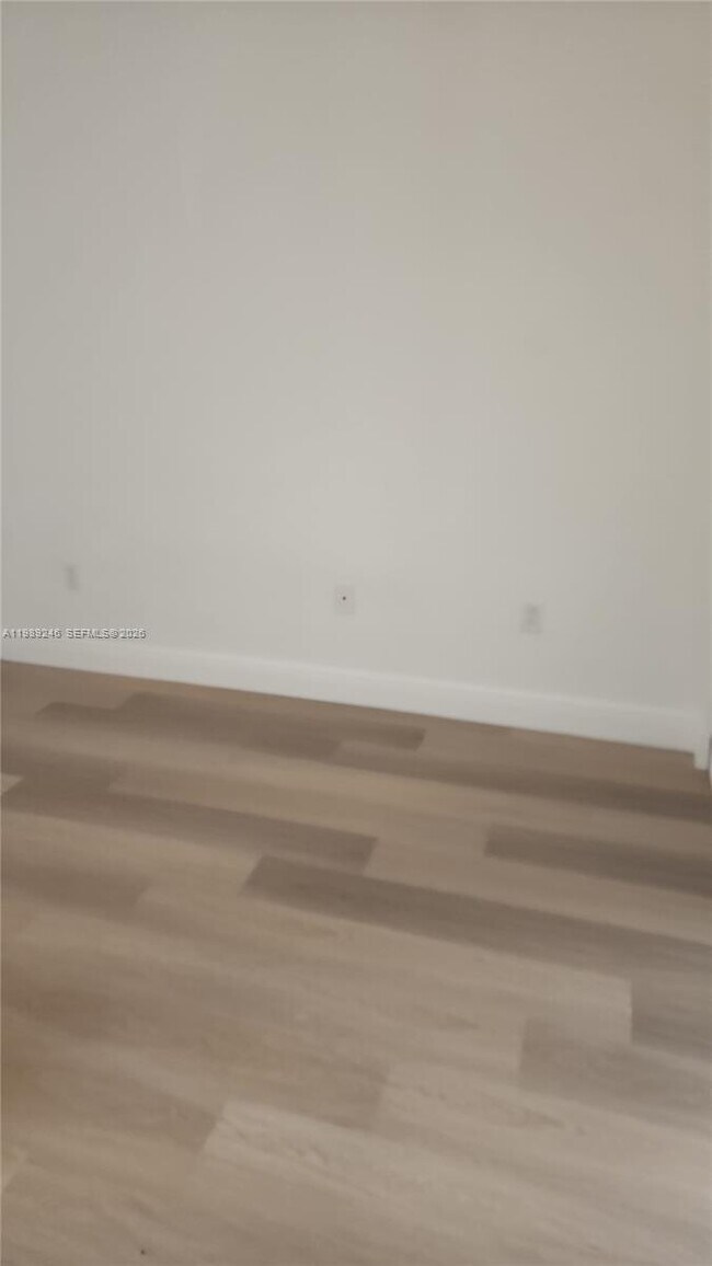 Foto del edificio - 10227 NW 9th St Cir